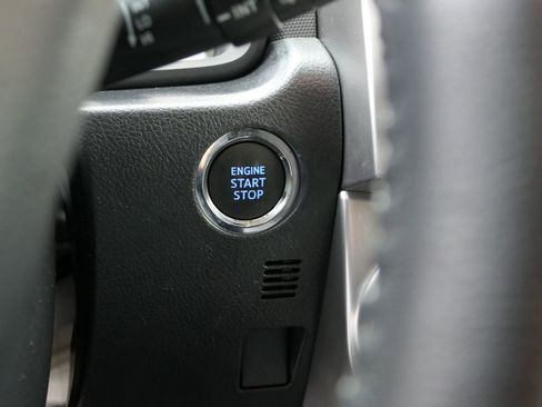 Used 2024 Toyota 4Runner SR5 image 16