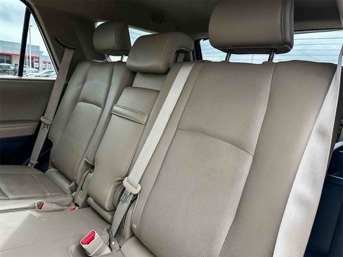 Used 2018 Toyota 4Runner Limited image 19