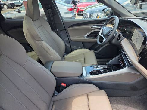 Used 2025 Audi Q5 Premium Plus AWD/4WD image 29
