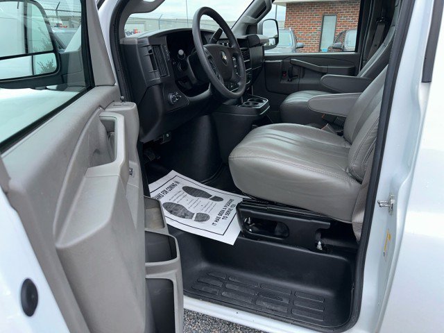 Used 2025 Chevrolet Express 2500 w/ Driver Convenience Package RWD image 17