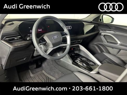 Certified 2025 Audi Q5 Premium w/ Convenience Package AWD/4WD image 22