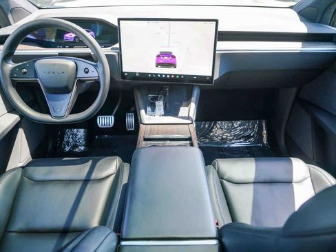 Used 2023 Tesla Model X AWD/4WD image 11