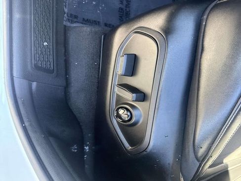 Used 2021 Jeep Grand Cherokee L Laredo image 21