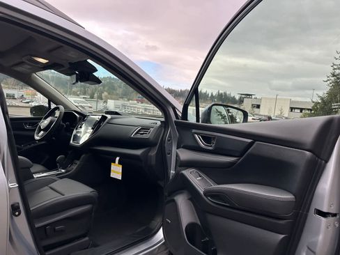 New 2026 Subaru Ascent Limited image 17