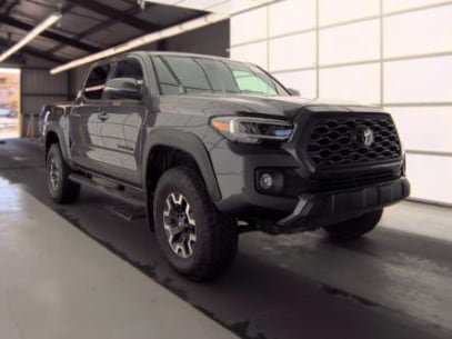 Used 2021 Toyota Tacoma TRD Off-Road w/ Technology Package AWD/4WD image 4