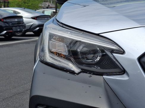 Used 2025 Subaru Outback Wilderness AWD/4WD image 9
