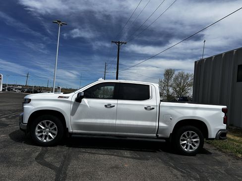 Used 2020 Chevrolet Silverado 1500 LTZ w/ Z71 Off-Road Package image 3