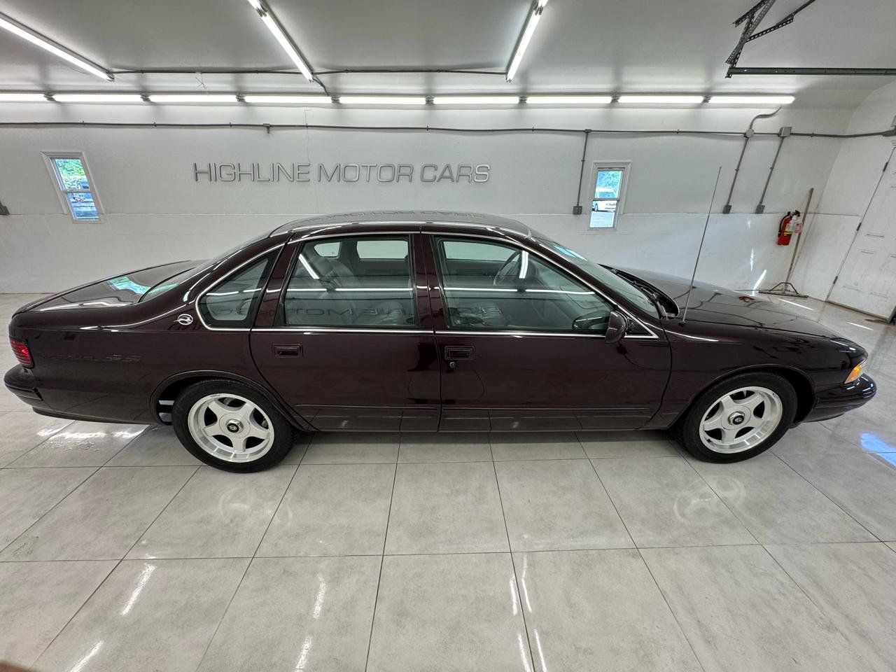 Used 1996 Chevrolet Impala SS RWD image 4