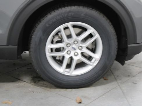 New 2026 Ford Explorer Active w/ Active Comfort Package image 11