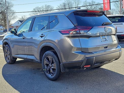New 2026 Nissan Rogue SV w/ Cold Weather Package AWD/4WD image 3