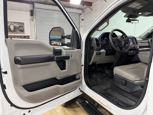 Used 2021 Ford F450 XL w/ STX Appearance Package image 12