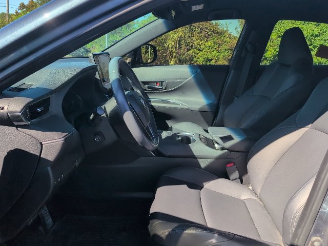 Used 2022 Toyota Venza XLE AWD/4WD image 9