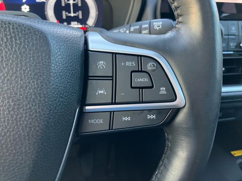 Used 2024 Toyota Grand Highlander Platinum image 23