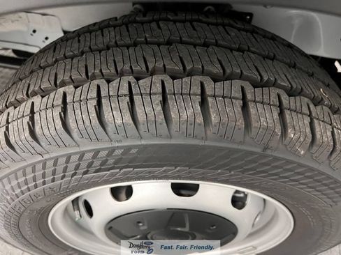 New 2026 Ford Transit 250 148 Medium Roof w/ Load Area Protection Package RWD image 21