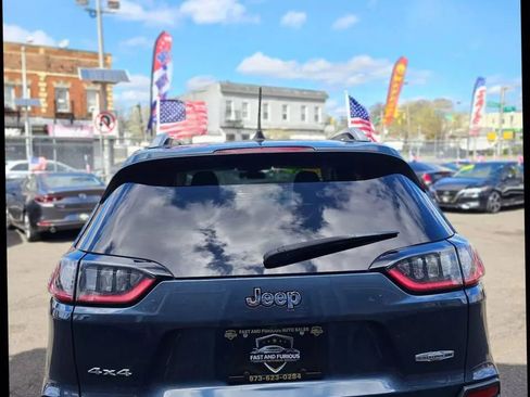 Used 2020 Jeep Cherokee Latitude Plus w/ Cold Weather Group image 21