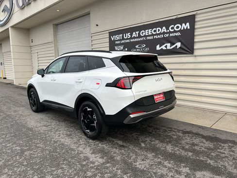 New 2026 Kia Sportage EX w/ EX Panoramic Sunroof Package image 5