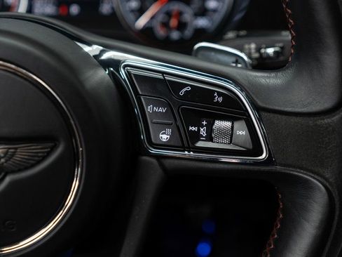 Used 2020 Bentley Bentayga Speed image 32