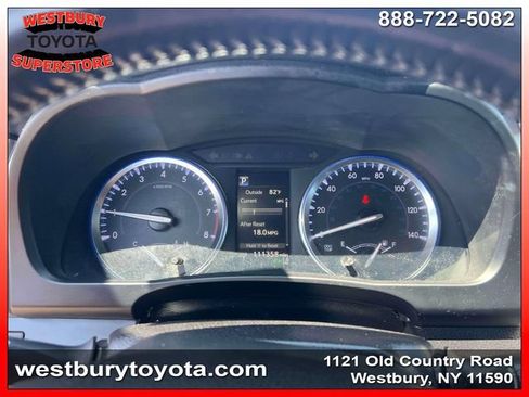 Used 2017 Toyota Highlander XLE AWD/4WD image 30