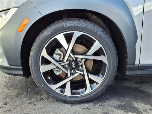 Certified 2023 Hyundai Kona Limited image 11