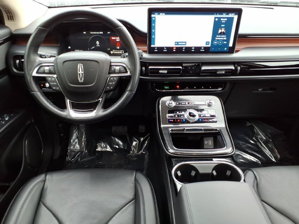 Used 2023 Lincoln Nautilus Reserve w/ Monochromatic Package AWD/4WD image 18
