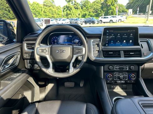 Used 2022 Chevrolet Tahoe Z71 AWD/4WD image 16