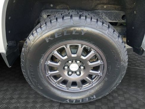 Used 2016 GMC Canyon SLE w/ All Terrain Package AWD/4WD image 23