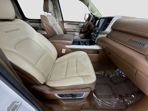 Used 2021 RAM 1500 Laramie image 27
