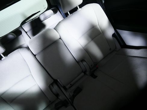 Used 2016 Honda Pilot EX image 14