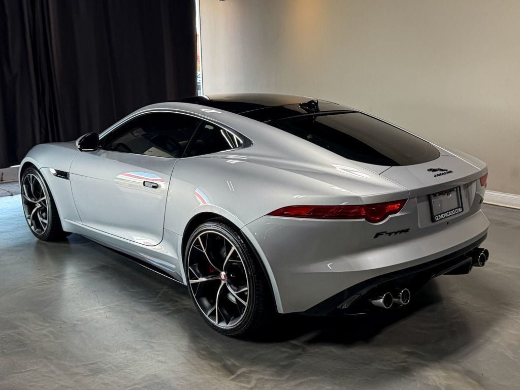 Used 2015 Jaguar F-TYPE R RWD image 32