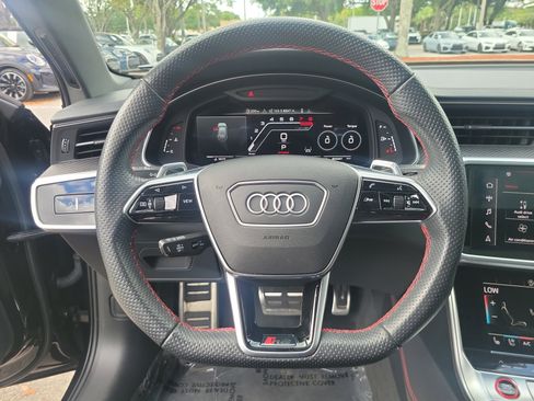 Used 2022 Audi RS 6 AWD/4WD image 25