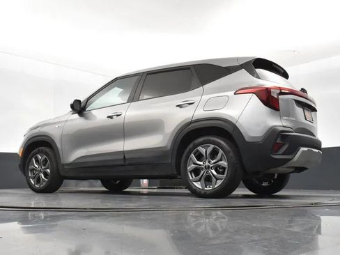 Used 2024 Kia Seltos LX image 12