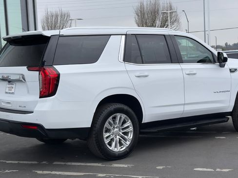 Used 2024 GMC Yukon SLE w/ Max Trailering Package image 5