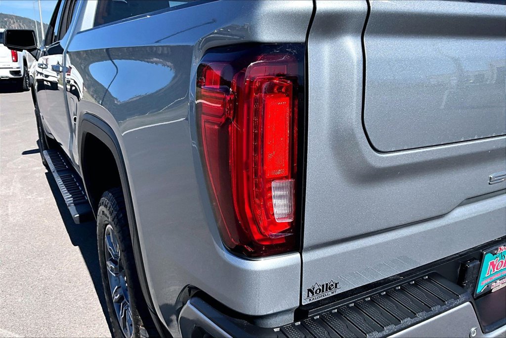 Used 2024 GMC Sierra 1500 AT4 w/ Technology Package AWD/4WD image 31