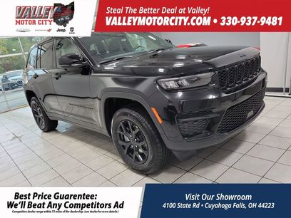 New 2025 Jeep Grand Cherokee Laredo