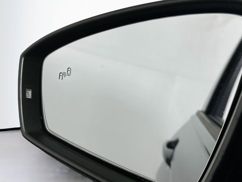 Used 2019 Volkswagen Tiguan S w/ Driver Assistance Package image 16