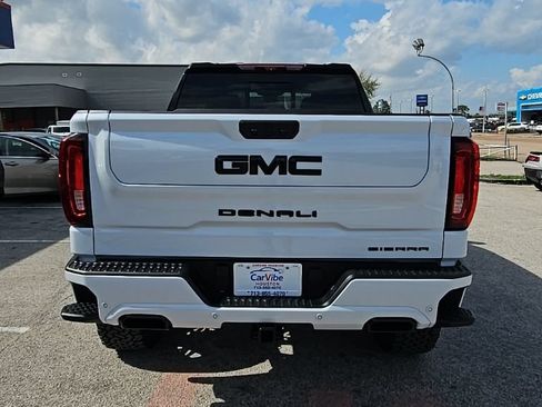 Used 2026 GMC Sierra 1500 Denali AWD/4WD image 8