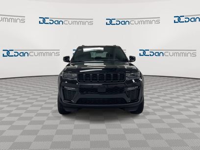 New 2026 Jeep Grand Cherokee Limited w/ Limited Altitude Package