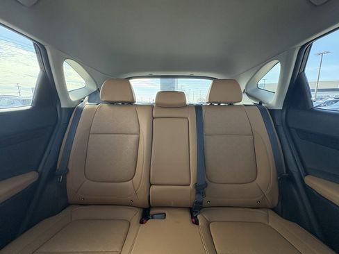 Used 2024 Kia Seltos SX image 28