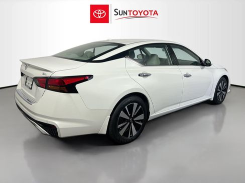 Used 2021 Nissan Altima 2.5 SL FWD image 4