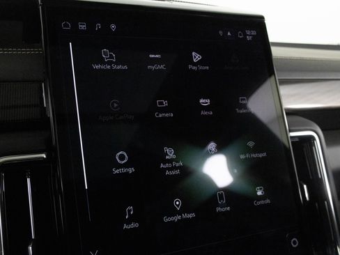 Used 2025 GMC Yukon Elevation image 20