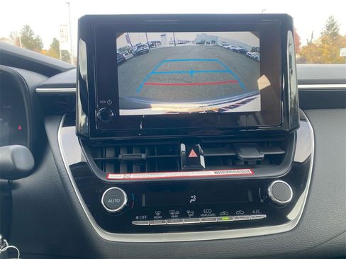 Used 2026 Toyota Corolla LE image 21