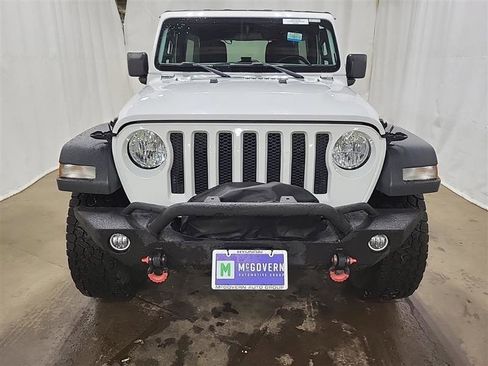 Used 2018 Jeep Wrangler Unlimited Sport S AWD/4WD image 2