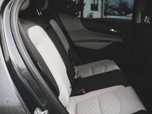 Used 2020 Chevrolet Equinox LS image 26