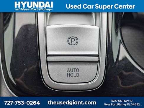 Certified 2024 Hyundai Tucson Limited AWD/4WD image 35