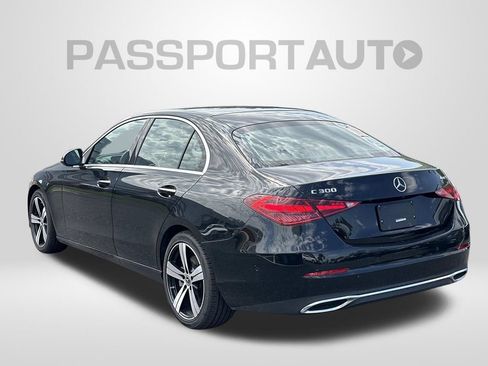 Used 2025 Mercedes-Benz C 300 4MATIC Sedan image 2