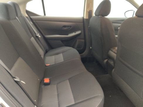 Used 2024 Nissan Sentra SV FWD image 19