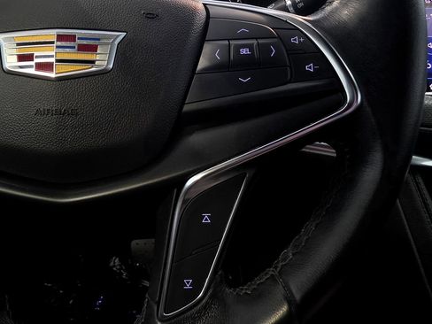 Used 2022 Cadillac XT5 Luxury FWD image 19