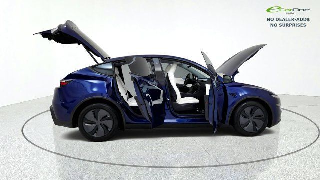 Used 2026 Tesla Model Y AWD image 20