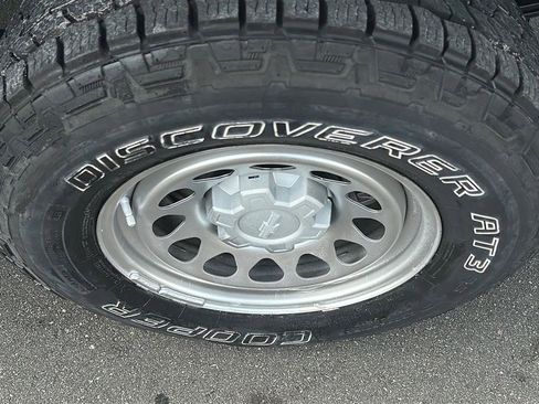 Used 2019 Chevrolet Silverado 1500 W/T RWD image 18