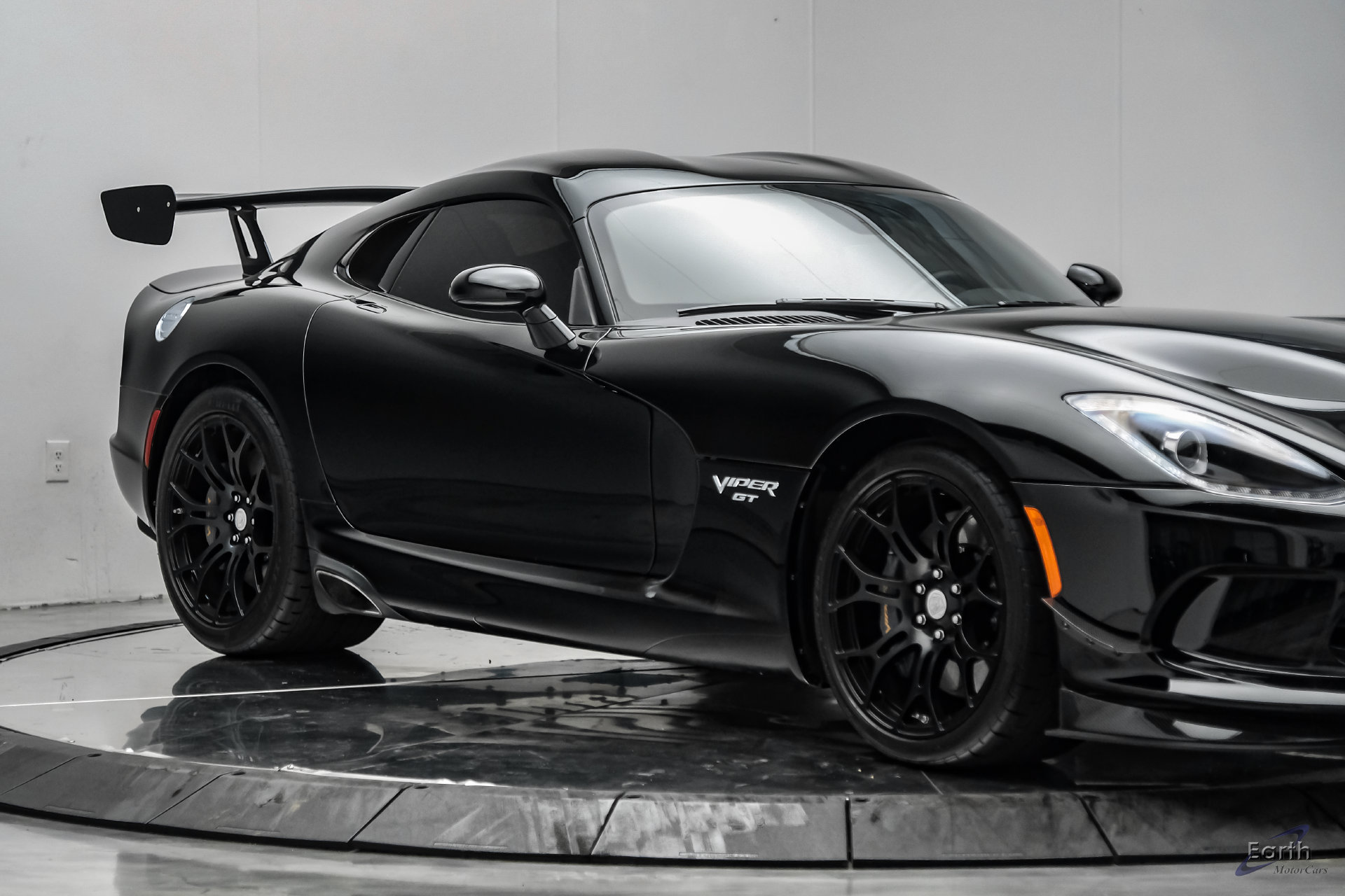 Used 2017 Dodge Viper GTC w/ Time Attack Group 2.0 RWD image 31